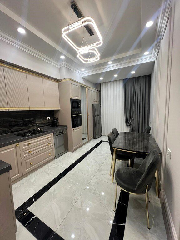 Satılır 3 otaqlı yeni tikili, 136 m², Nəsimi-8