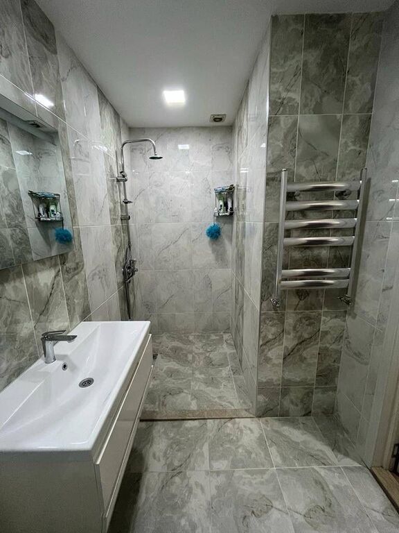 Kirayə verilir 2 otaqlı yeni tikili, 50 m², İnşaatçılar m.-5