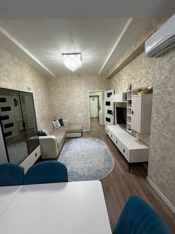 Kirayə verilir 2 otaqlı yeni tikili, 50 m², İnşaatçılar m.-7