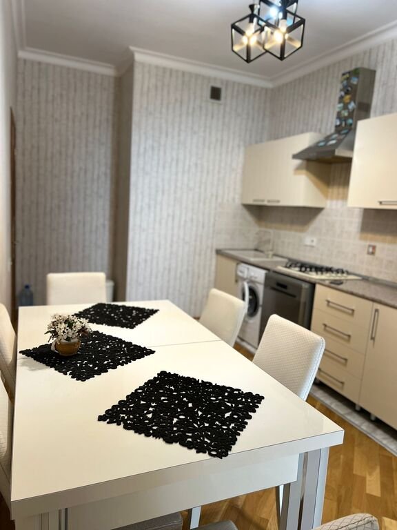 Kirayə verilir 2 otaqlı yeni tikili, 90 m², Nizami m.-7