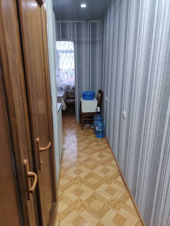 Satılır 2 otaqlı köhnə tikili, 65 m², 8 noyabr-9