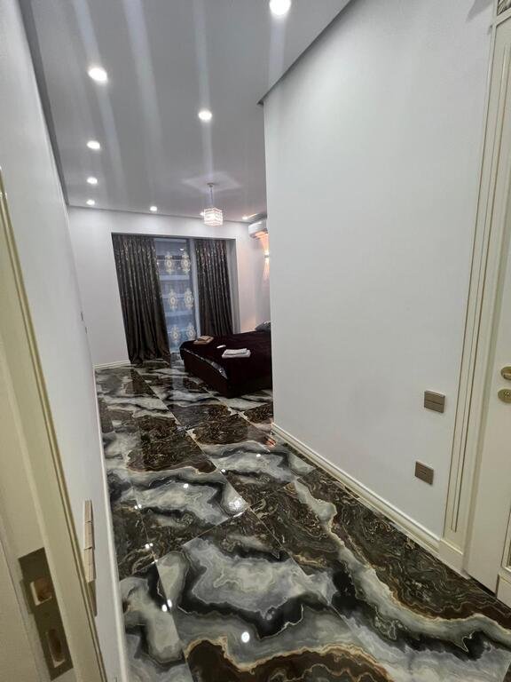 Kirayə verilir 4 otaqlı yeni tikili, 170 m², 8 noyabr-11