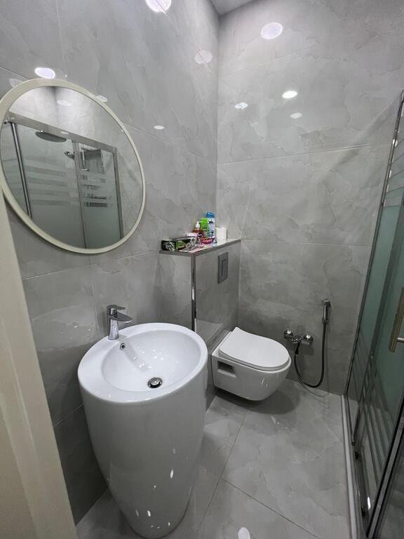 Kirayə verilir 4 otaqlı yeni tikili, 170 m², 8 noyabr-14