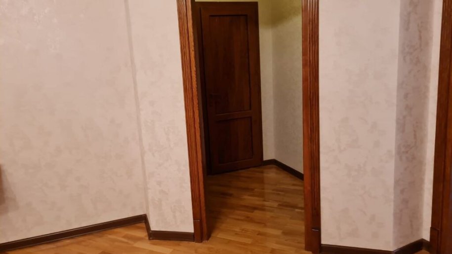 Satılır 4 otaqlı yeni tikili, 145 m², İnşaatçılar m.-13