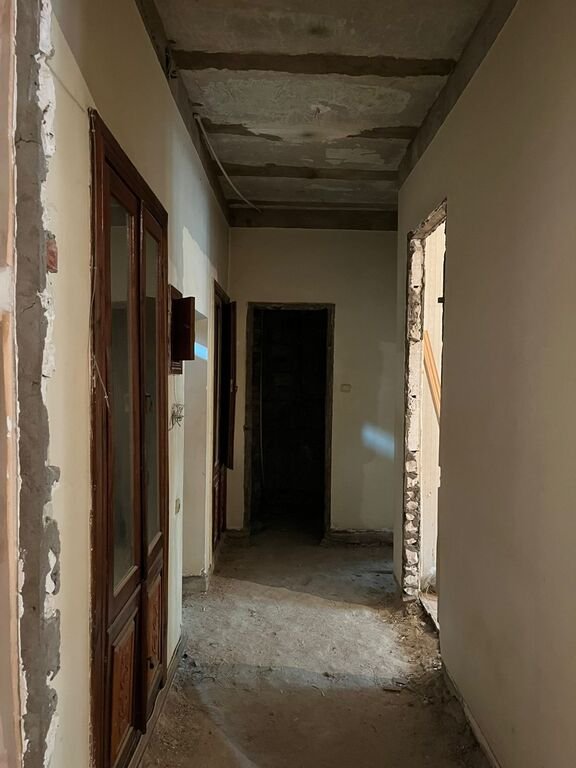 Satılır 3 otaqlı köhnə tikili, 81 m², Elmlər Akademiyası m.-3