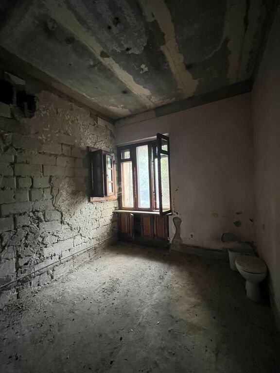 Satılır 3 otaqlı köhnə tikili, 81 m², Elmlər Akademiyası m.-11