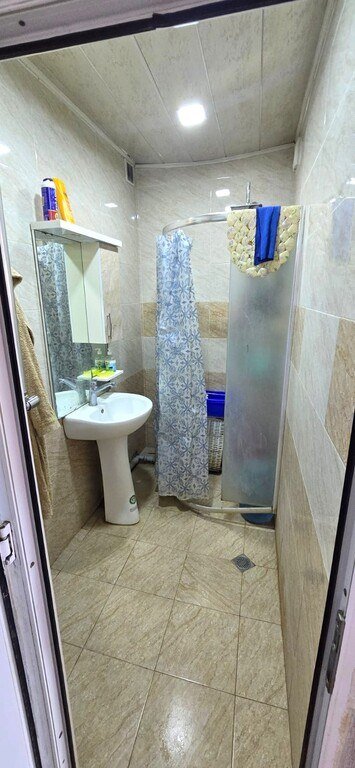 Satılır 3 otaqlı köhnə tikili, 110 m², Azadlıq Prospekti m.-11