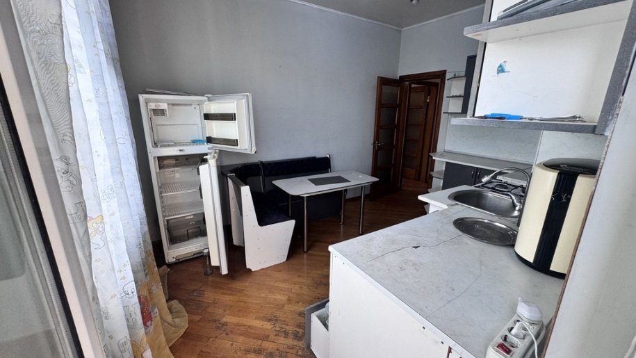 Satılır 2 otaqlı yeni tikili, 90 m², İnşaatçılar m.-7