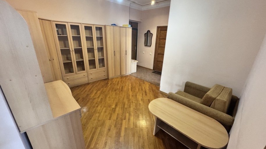 Satılır 2 otaqlı yeni tikili, 90 m², İnşaatçılar m.-11