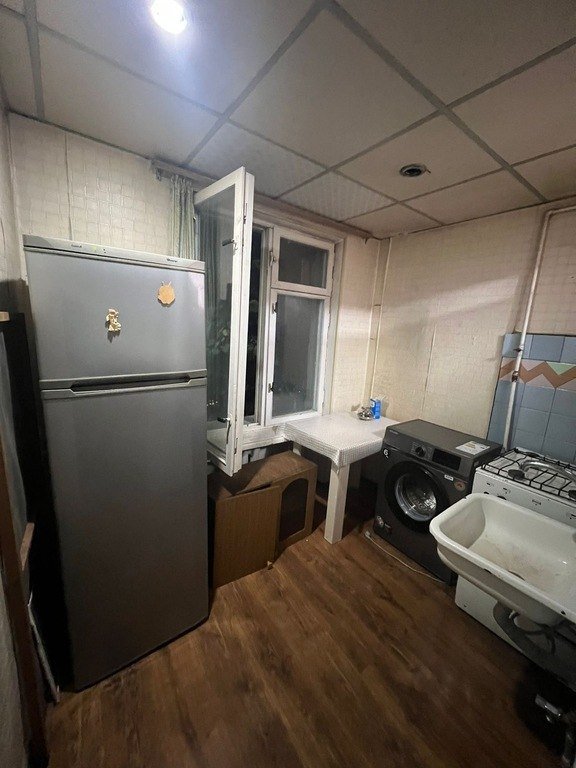 Kirayə verilir 2 otaqlı köhnə tikili, 45 m², İnşaatçılar m.-3