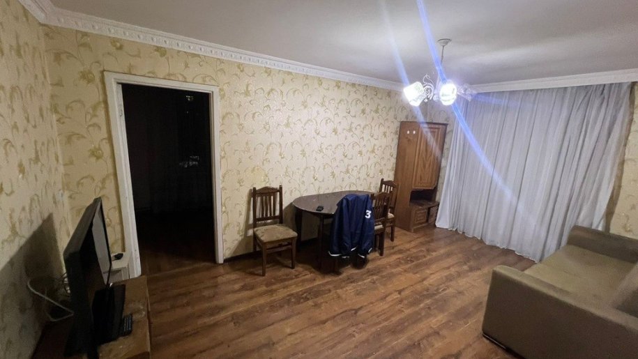 Kirayə verilir 2 otaqlı köhnə tikili, 45 m², İnşaatçılar m.-4