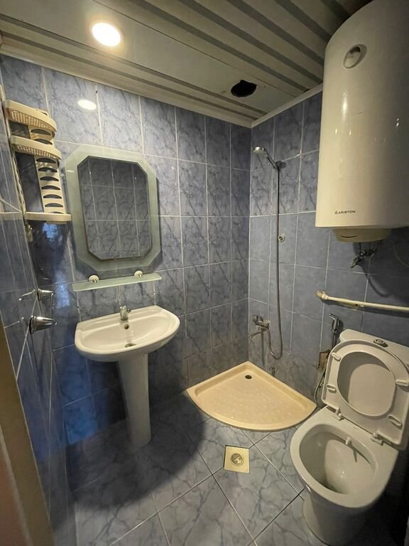 Kirayə verilir 3 otaqlı köhnə tikili, 70 m², Neftçilər m.-9