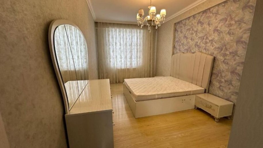 Satılır 2 otaqlı yeni tikili, 70 m², Azadlıq Prospekti m.-4