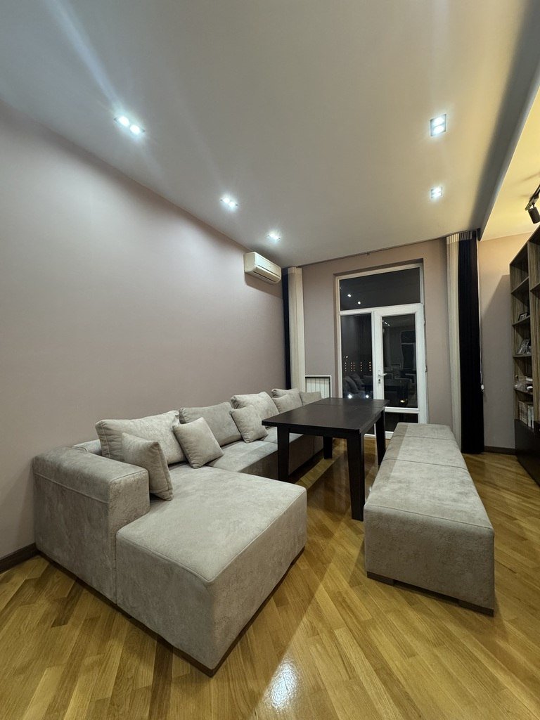 Satılır 3 otaqlı köhnə tikili, 72 m², Nizami m.-3