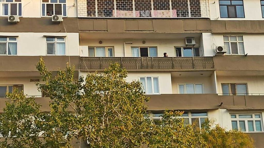 Satılır 4 otaqlı köhnə tikili, 100 m², Gənclik m.-25