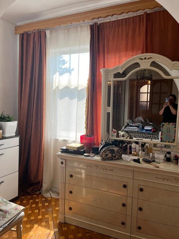 Satılır 4 otaqlı köhnə tikili, 102 m², İnşaatçılar m.-11