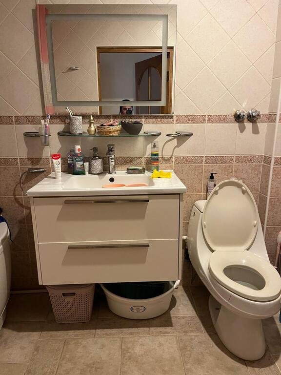 Satılır 4 otaqlı köhnə tikili, 102 m², İnşaatçılar m.-17