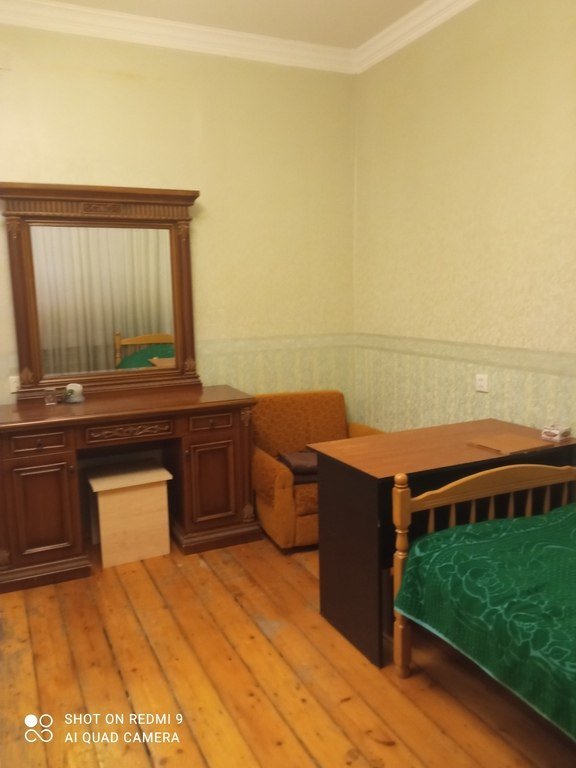 Kirayə verilir 2 otaqlı köhnə tikili, 67 m², Bakıxanov (Razin)-13