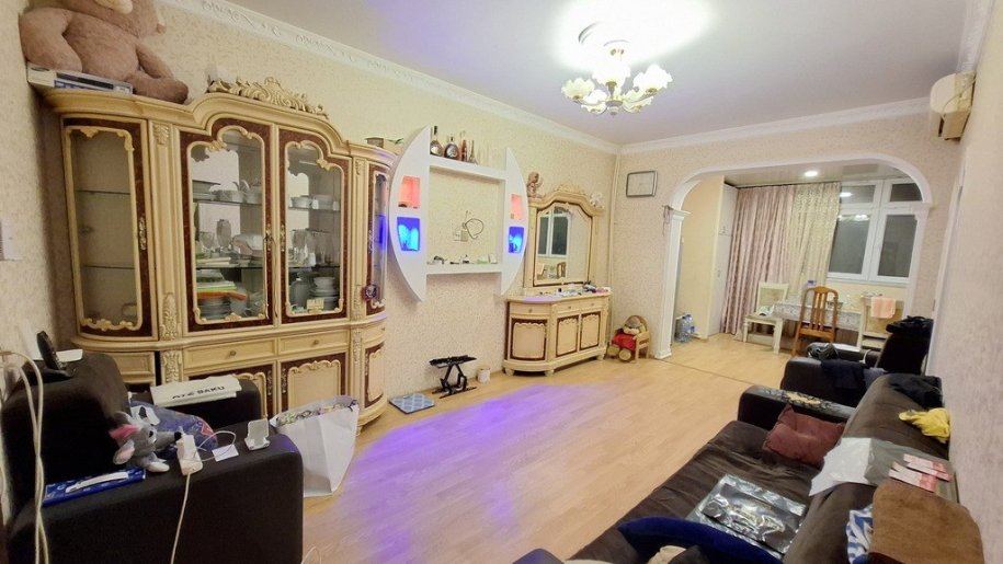 Satılır 3 otaqlı köhnə tikili, 67 m², Azadlıq Prospekti m.-1