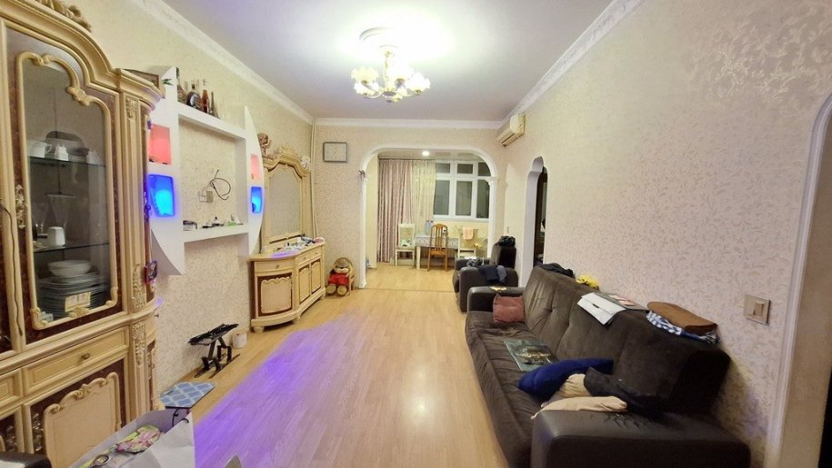 Satılır 3 otaqlı köhnə tikili, 67 m², Azadlıq Prospekti m.-2