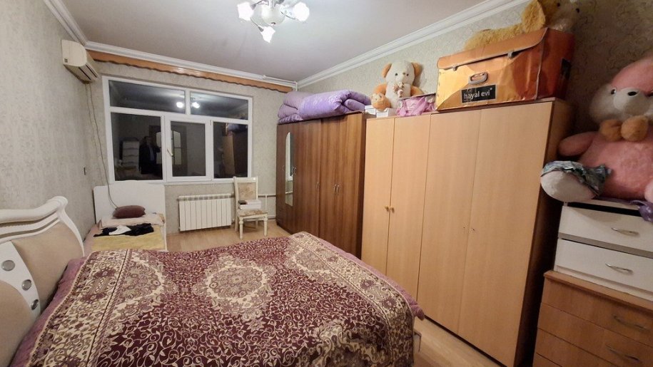 Satılır 3 otaqlı köhnə tikili, 67 m², Azadlıq Prospekti m.-6