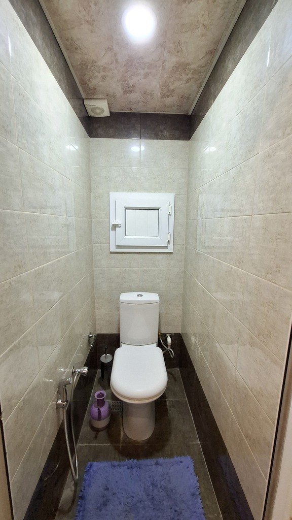 Satılır 3 otaqlı köhnə tikili, 67 m², Azadlıq Prospekti m.-13