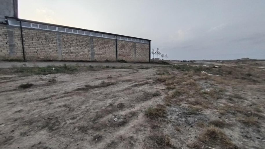 6 sot torpaq satılır, Saray-2