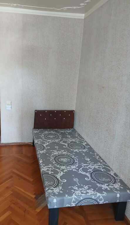 Kirayə verilir 2 otaqlı köhnə tikili, 70 m², 28 May m.-1