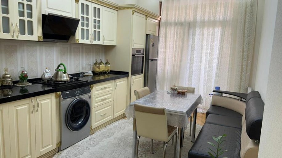 Satılır 3 otaqlı yeni tikili, 133 m², Memar Əcəmi m.-16