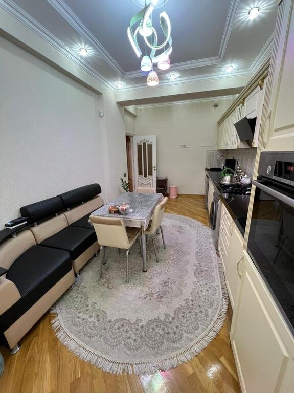 Satılır 3 otaqlı yeni tikili, 133 m², Memar Əcəmi m.-18