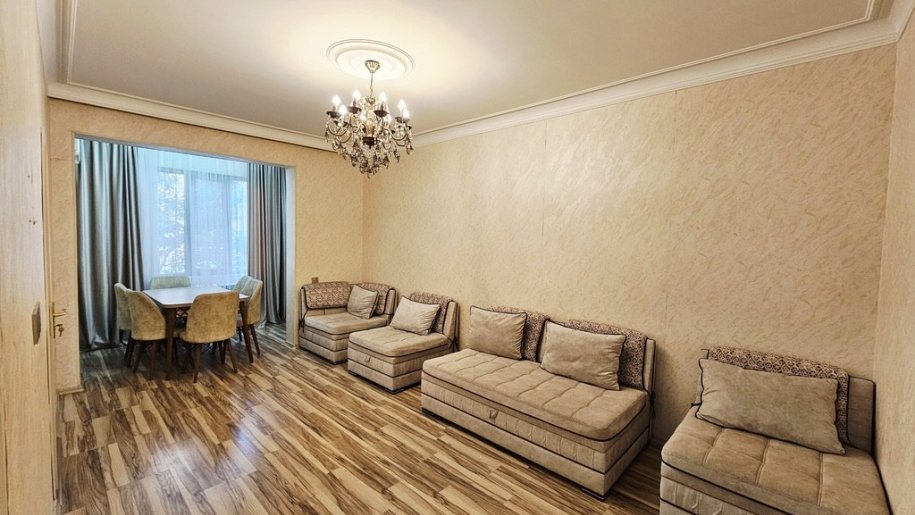 Kirayə verilir 2 otaqlı köhnə tikili, 50 m², Memar Əcəmi m.-1