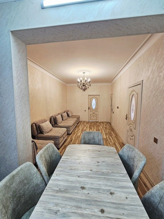 Kirayə verilir 2 otaqlı köhnə tikili, 50 m², Memar Əcəmi m.-4