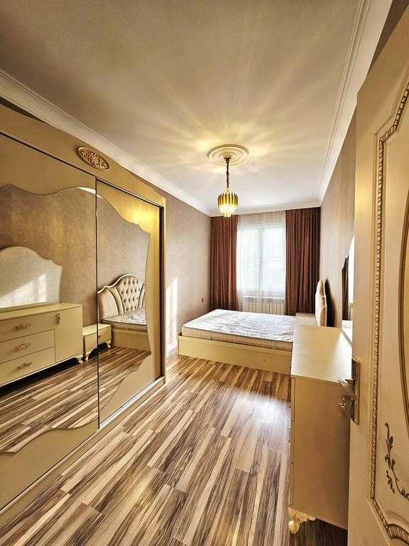 Kirayə verilir 2 otaqlı köhnə tikili, 50 m², Memar Əcəmi m.-6
