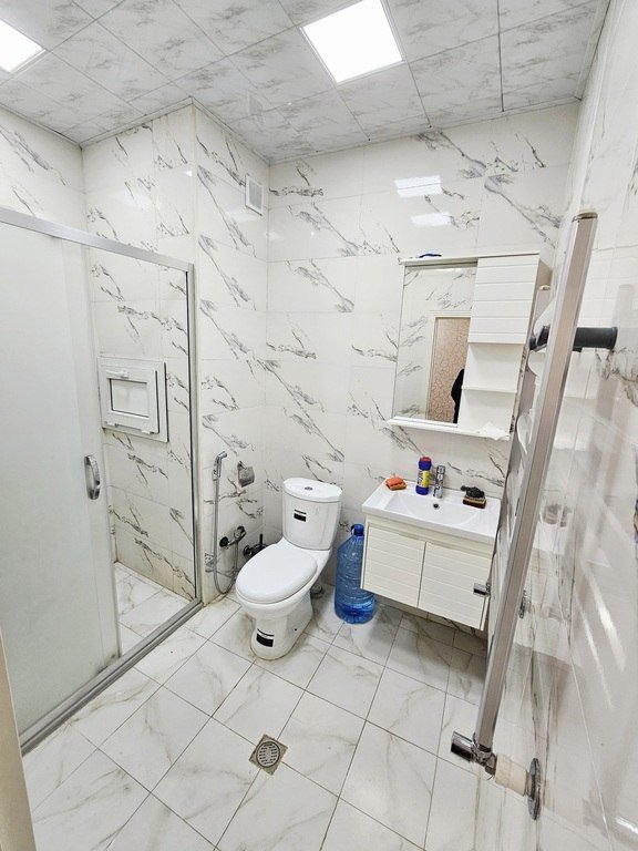 Kirayə verilir 2 otaqlı köhnə tikili, 50 m², Memar Əcəmi m.-11