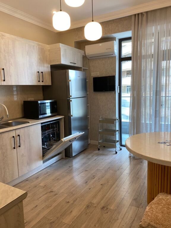 Kirayə verilir 3 otaqlı yeni tikili, 145 m², 8 noyabr-4