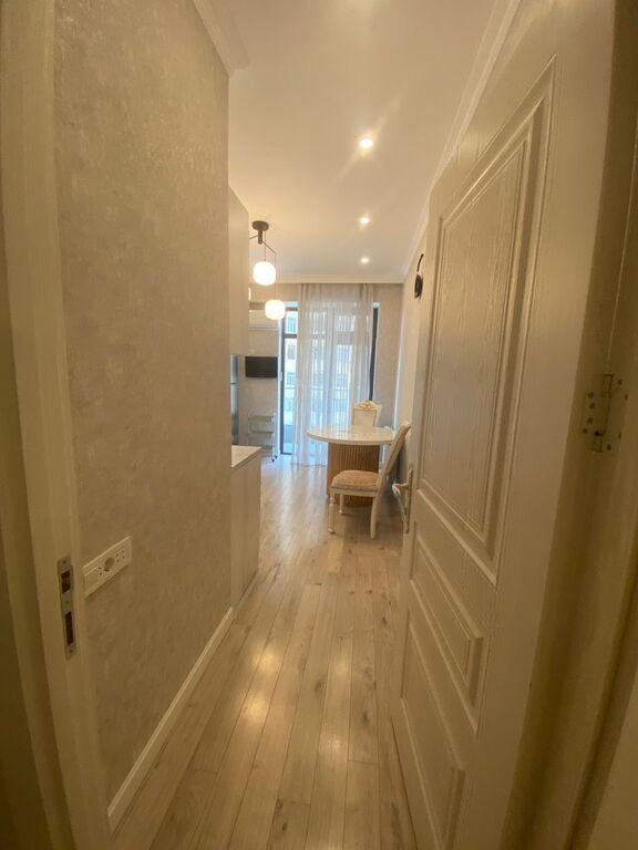 Kirayə verilir 3 otaqlı yeni tikili, 145 m², 8 noyabr-17