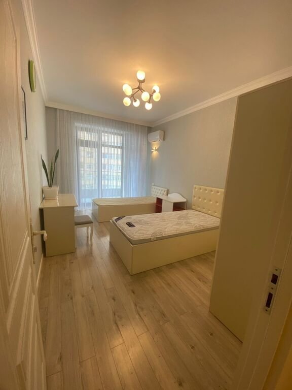 Kirayə verilir 3 otaqlı yeni tikili, 145 m², 8 noyabr-21