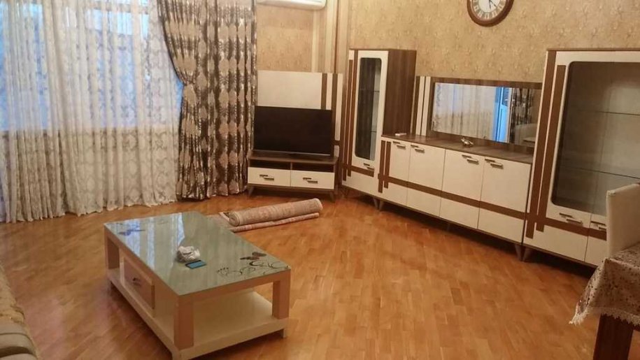 Kirayə verilir 2 otaqlı yeni tikili, 80 m², 20 Yanvar m.-4