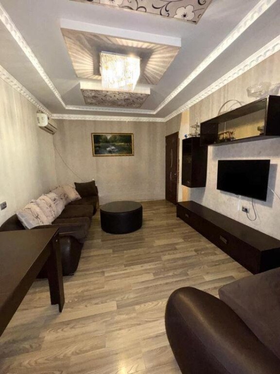 Satılır 2 otaqlı köhnə tikili, 65 m², Gənclik m.-3