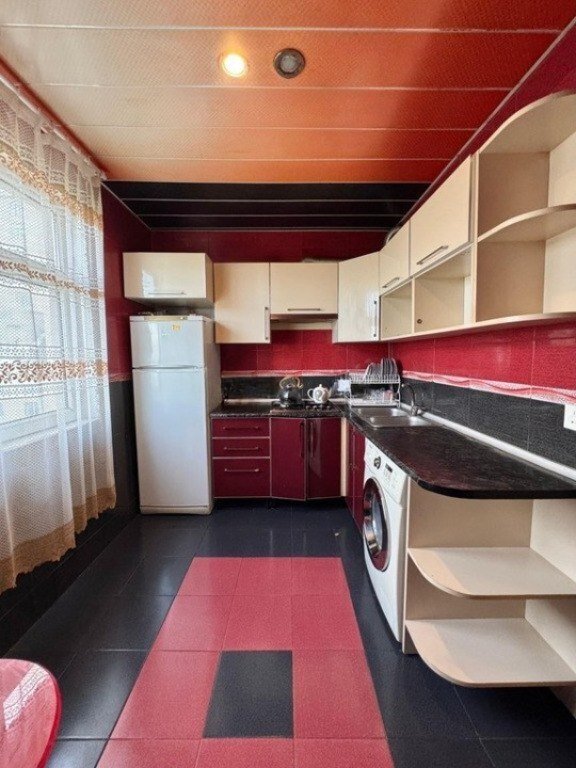 Satılır 2 otaqlı köhnə tikili, 65 m², Gənclik m.-8