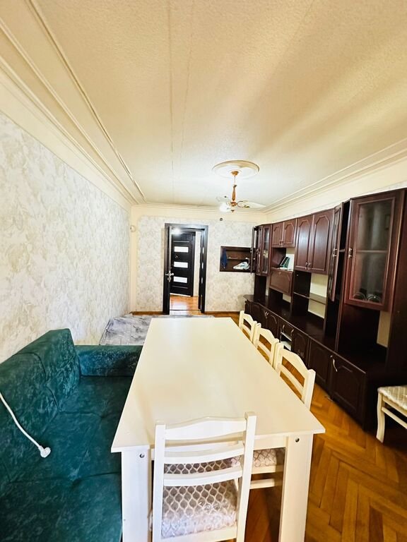 Satılır 2 otaqlı köhnə tikili, 45 m², Qara Qarayev m.-6