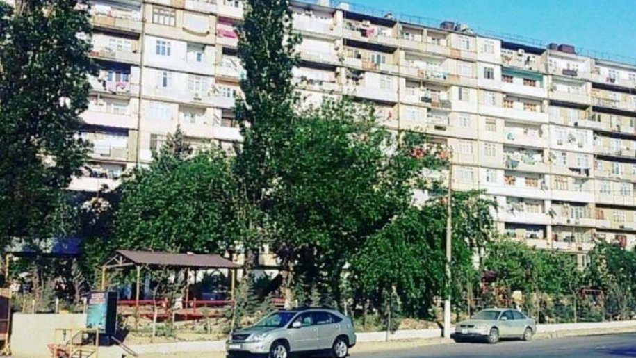 Satılır 2 otaqlı köhnə tikili, 65 m², Əhmədli-1