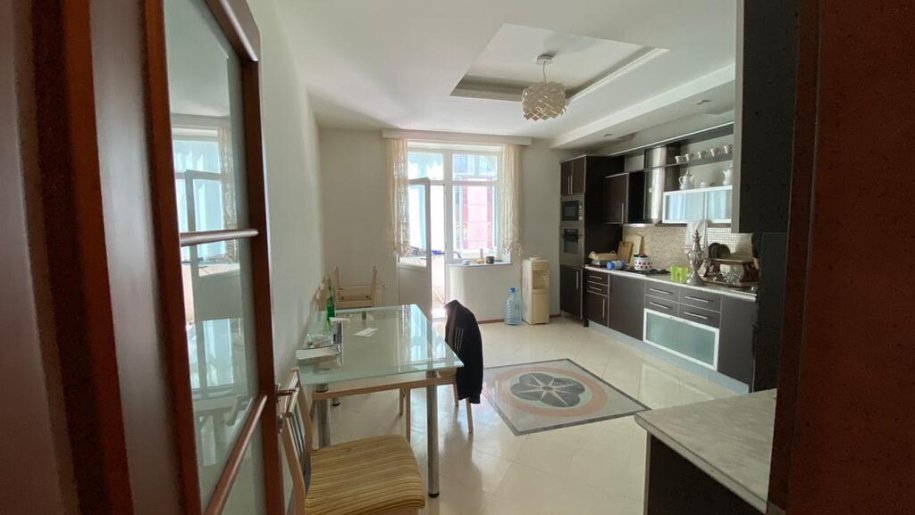 Satılır 6 otaqlı yeni tikili, 250 m², Xətai m.-4