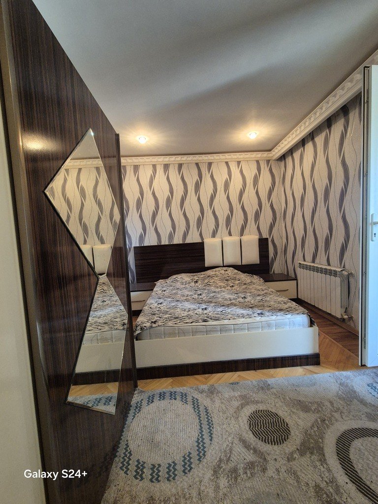 Satılır 3 otaqlı köhnə tikili, 60 m², 20 Yanvar m.-3