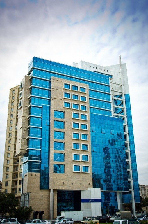 270 m<sup>2</sup> ofis icarəyə verilir, 8 noyabr-9