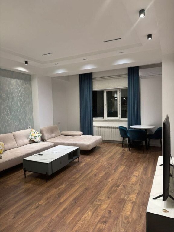 Kirayə verilir 2 otaqlı yeni tikili, 80 m², Qara Qarayev m.-2