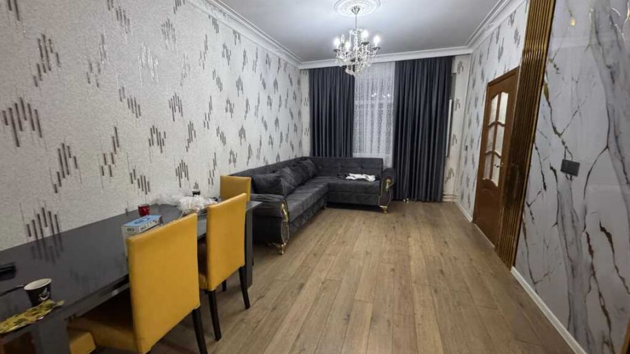Kirayə verilir 2 otaqlı köhnə tikili, 50 m², Memar Əcəmi m.-1