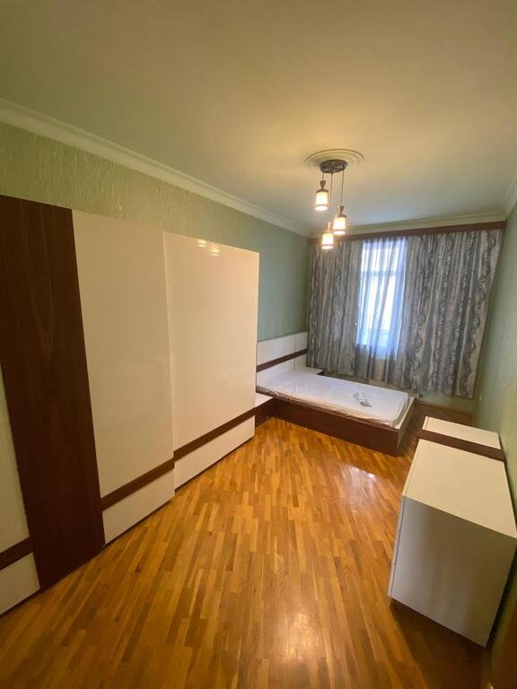 Kirayə verilir 3 otaqlı yeni tikili, 170 m², Nizami m.-4