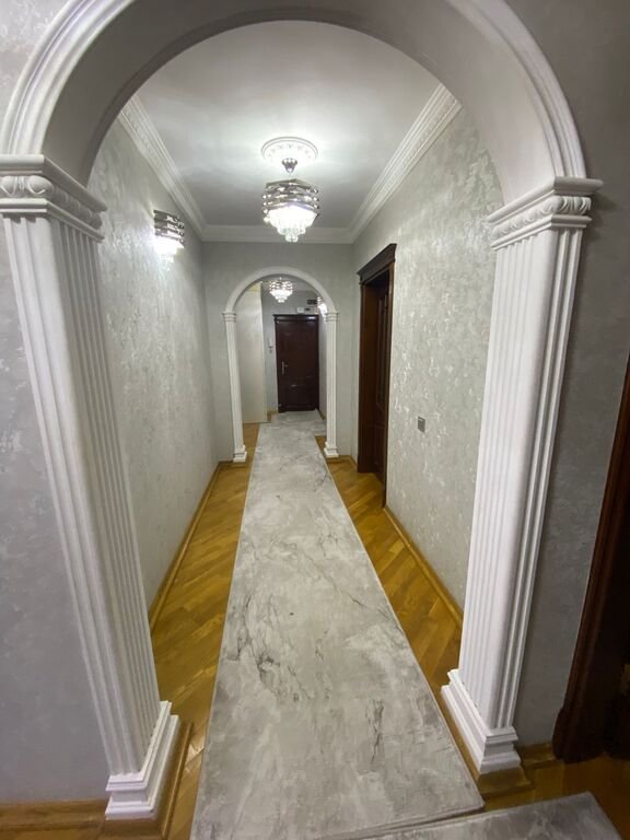 Satılır 4 otaqlı köhnə tikili, 110 m², Xalqlar dostluğu m.-14