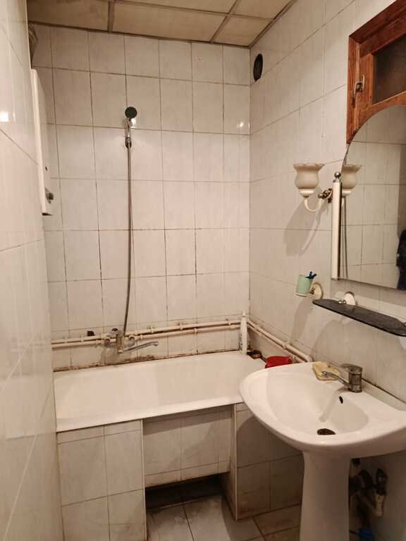 Satılır 3 otaqlı köhnə tikili, 80 m², Neftçilər m.-14